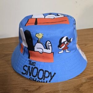 Snoopy Show Bucket Hat